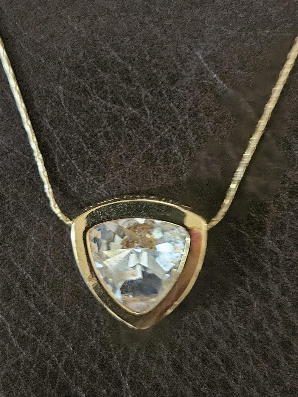 Divinely Guided By Theresa Caputo Let The Light In Necklace Goldtone - Picture 2 of 4